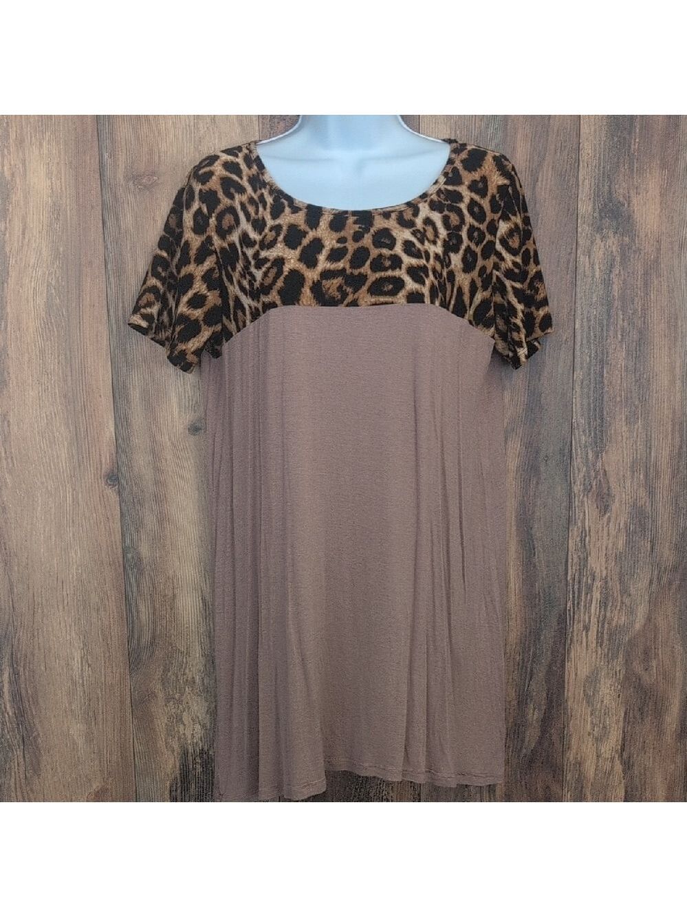 Now & Forever Leopard Print and Brown Blouse L D280
